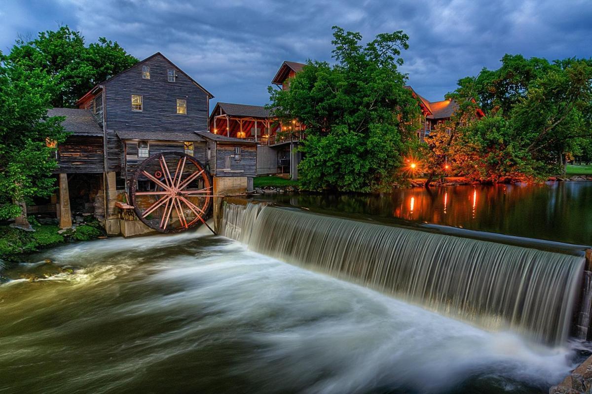 The Cozy Cove, Hot Tub, Wifi, 1089 Free Tickets Each Paid Day, Dollywood And More Sevierville Eksteriør billede